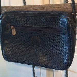Vintage Liz Claiborne navy purse